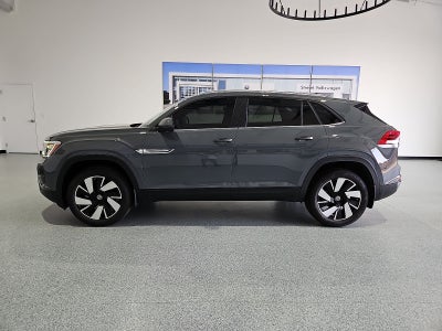 2026 Volkswagen Atlas Cross Sport SE with Technology