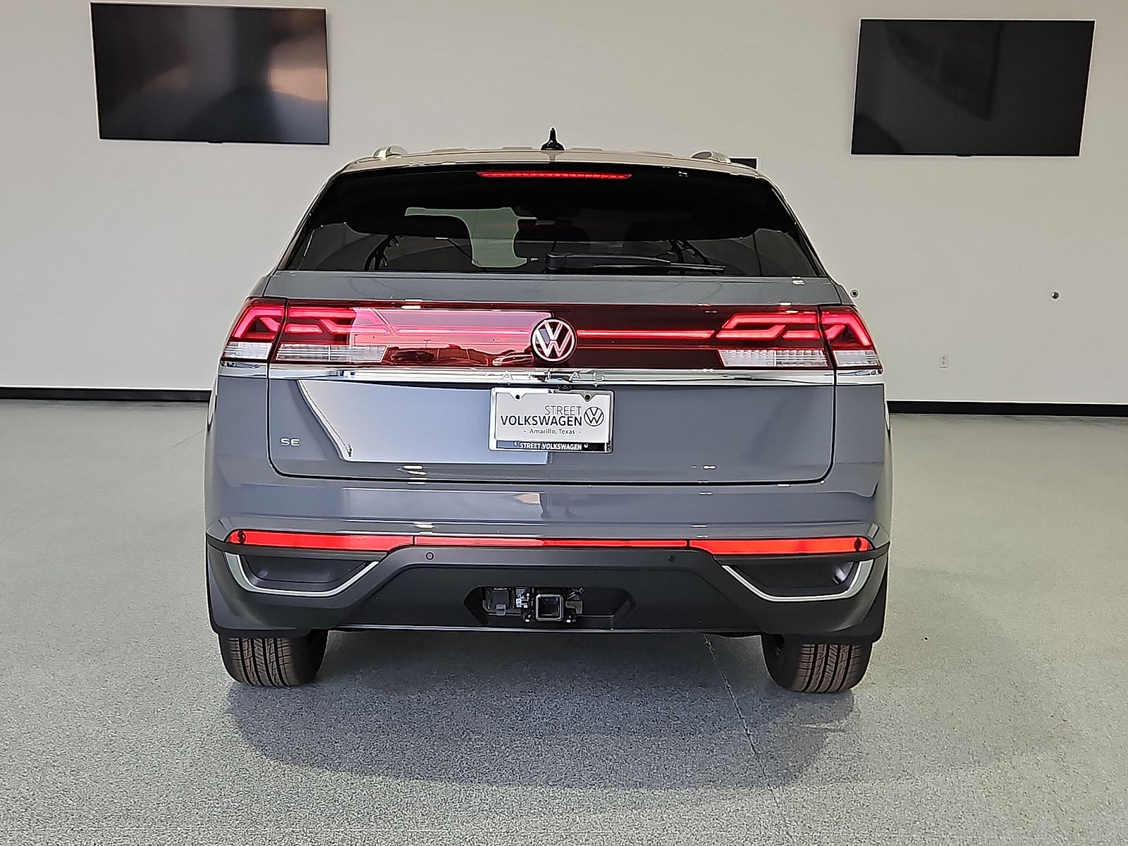 2026 Volkswagen Atlas Cross Sport SE with Technology