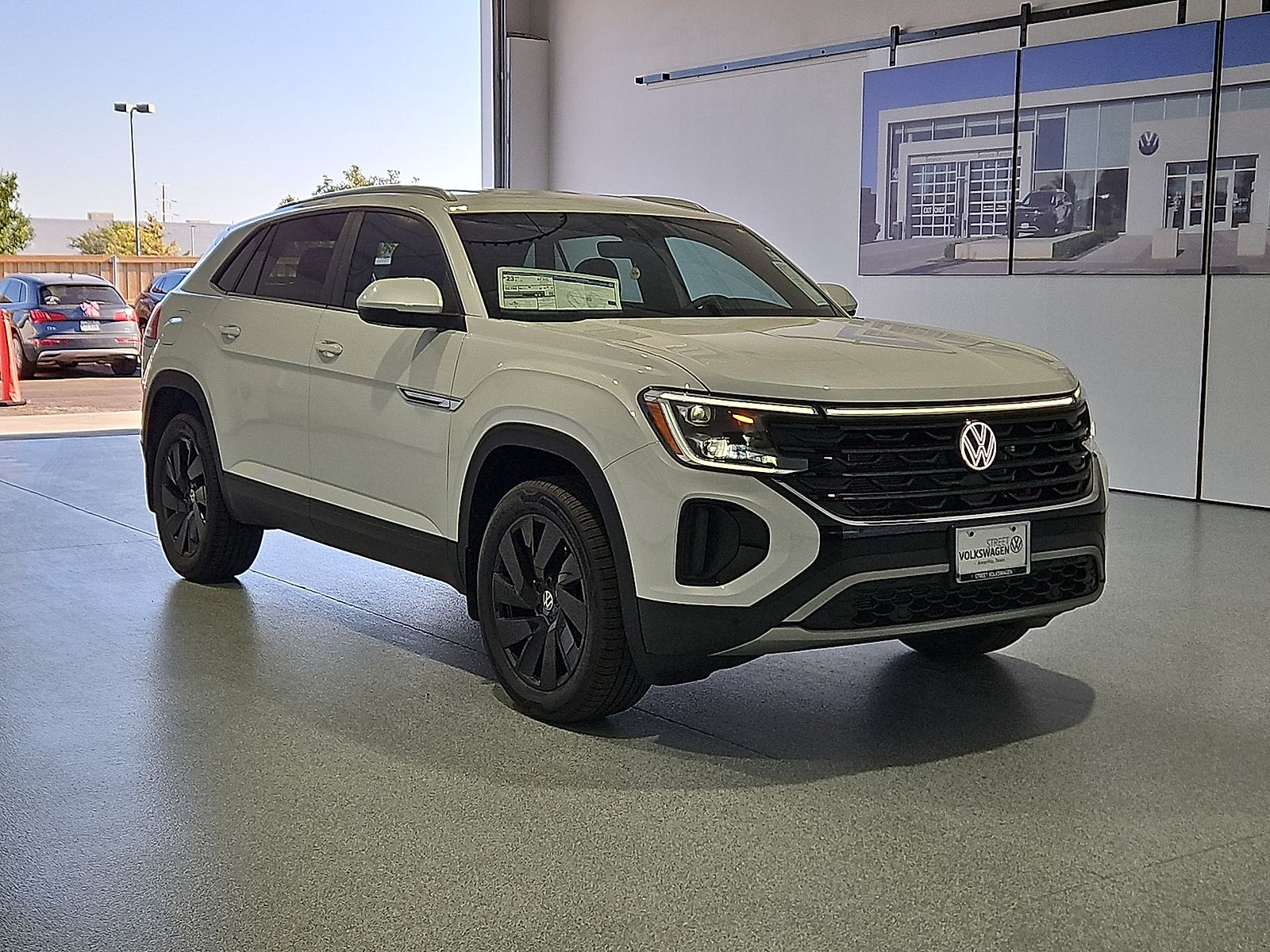 2026 Volkswagen Atlas Cross Sport SE with Technology