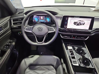 2026 Volkswagen Atlas Cross Sport SE with Technology