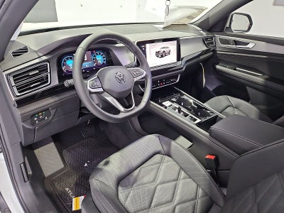 2026 Volkswagen Atlas Cross Sport SE with Technology