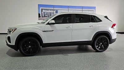 2026 Volkswagen Atlas Cross Sport SE with Technology