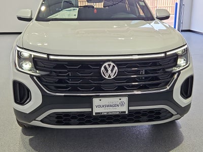 2026 Volkswagen Atlas Cross Sport SE with Technology
