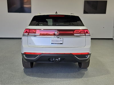 2026 Volkswagen Atlas Cross Sport SE with Technology
