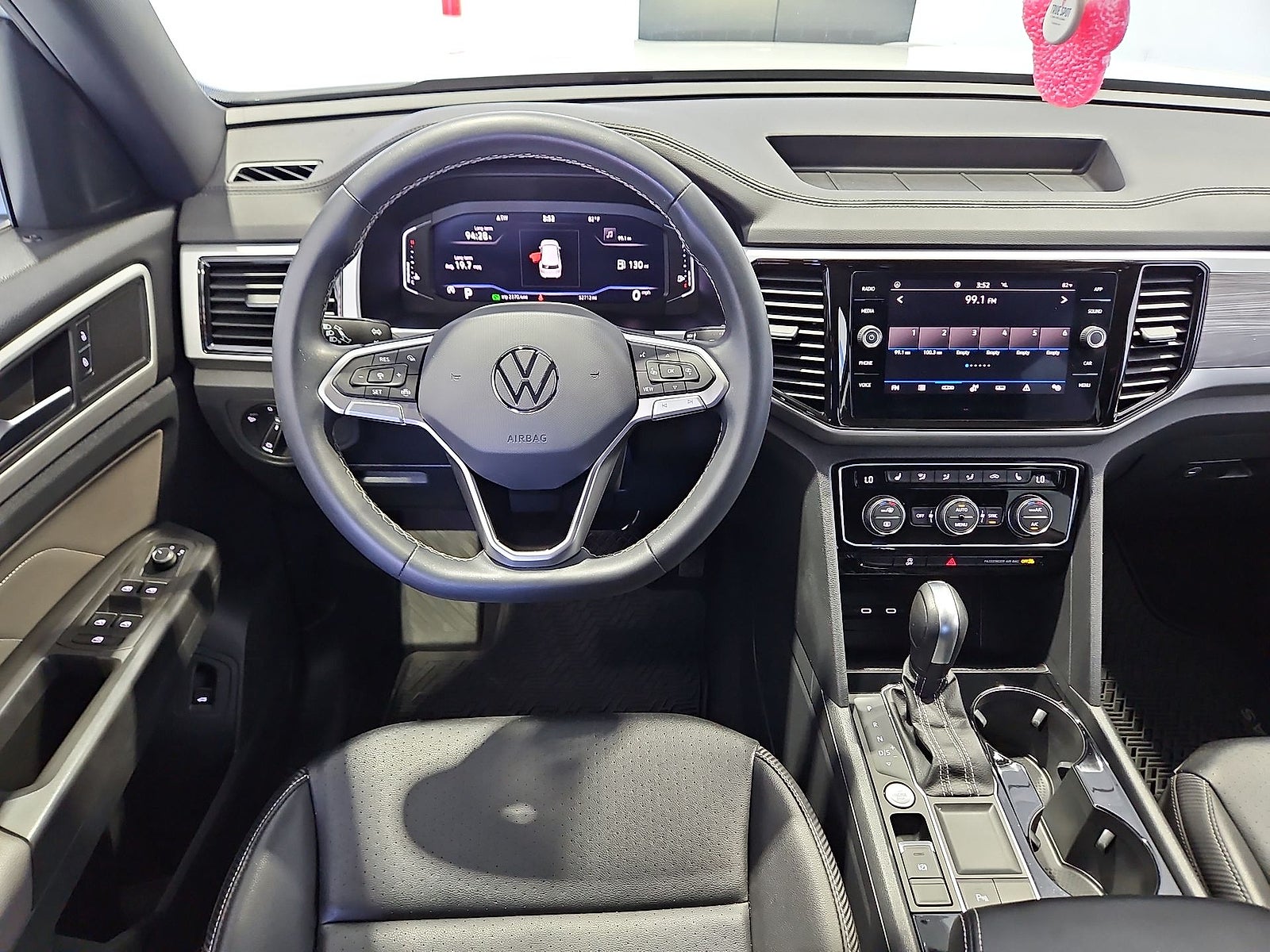 2023 Volkswagen Atlas Cross Sport 3.6L V6 SE w/Technology