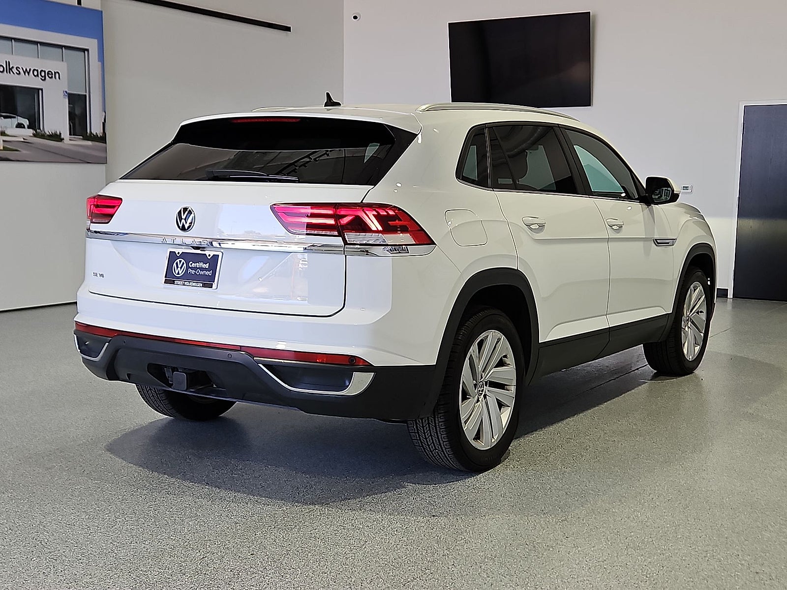 2023 Volkswagen Atlas Cross Sport 3.6L V6 SE w/Technology