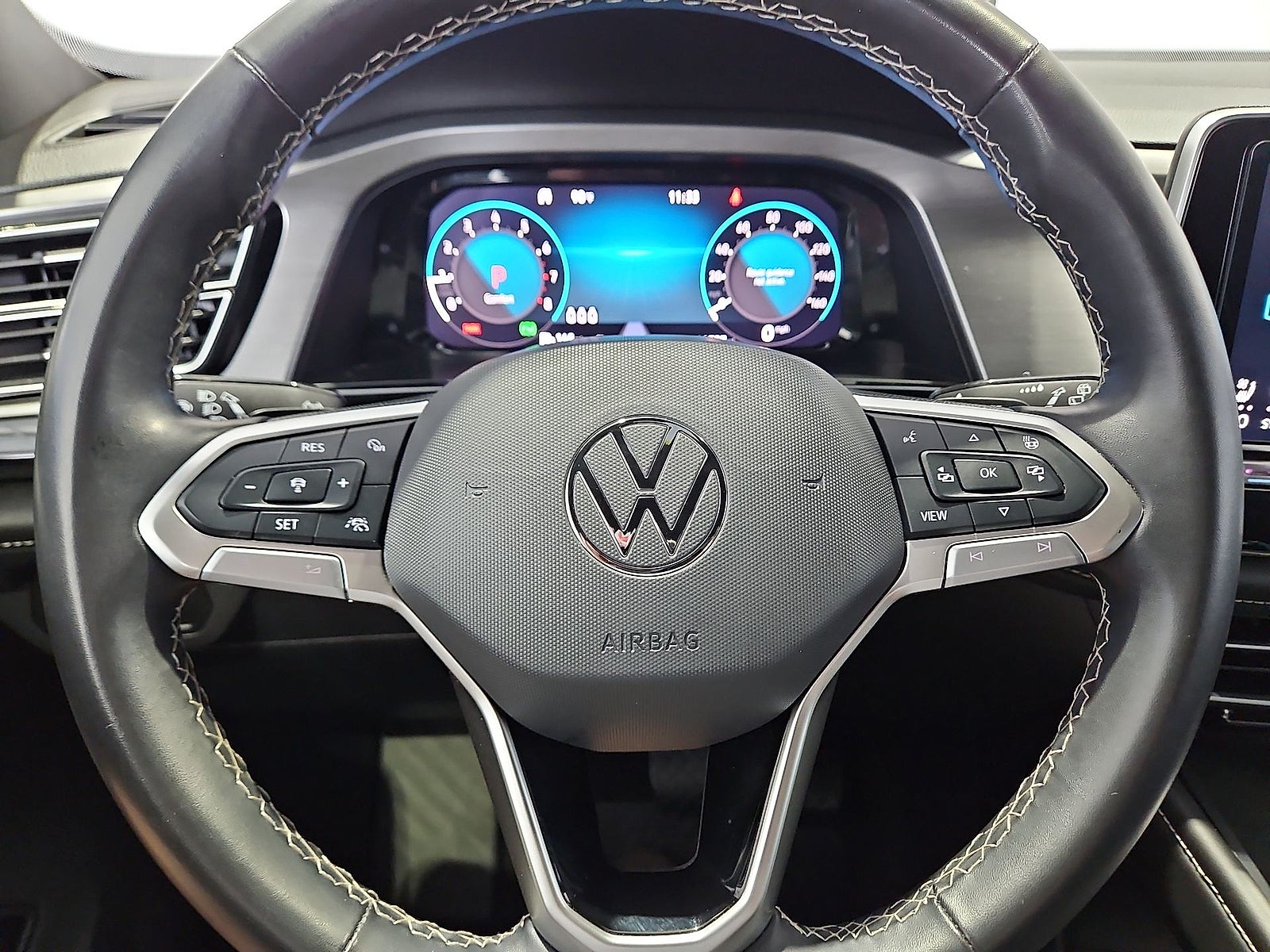 2024 Volkswagen Atlas Cross Sport 2.0T SE w/Technology