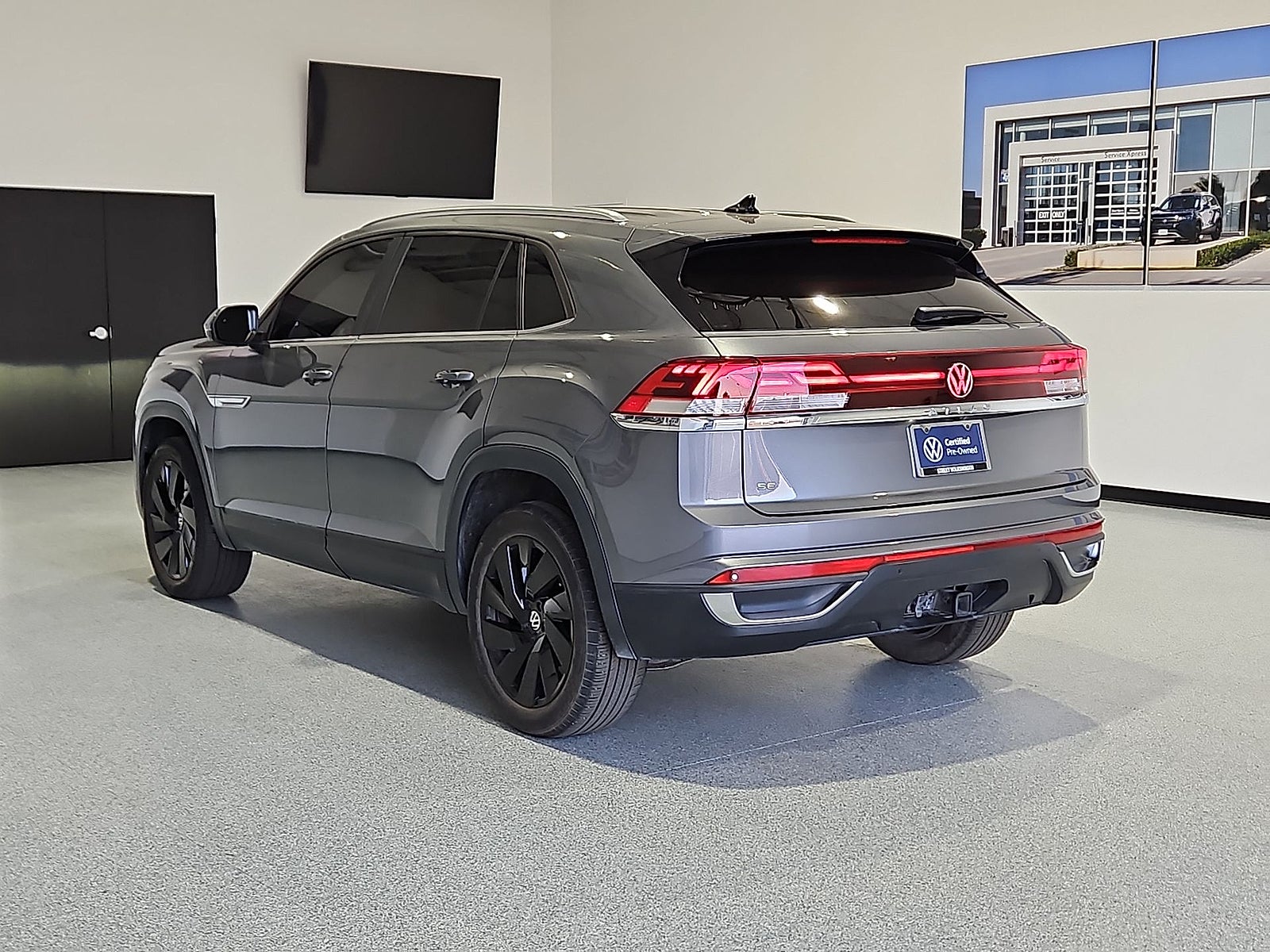 2024 Volkswagen Atlas Cross Sport 2.0T SE w/Technology
