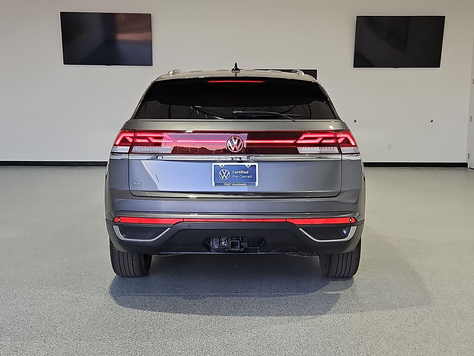 2024 Volkswagen Atlas Cross Sport 2.0T SE w/Technology