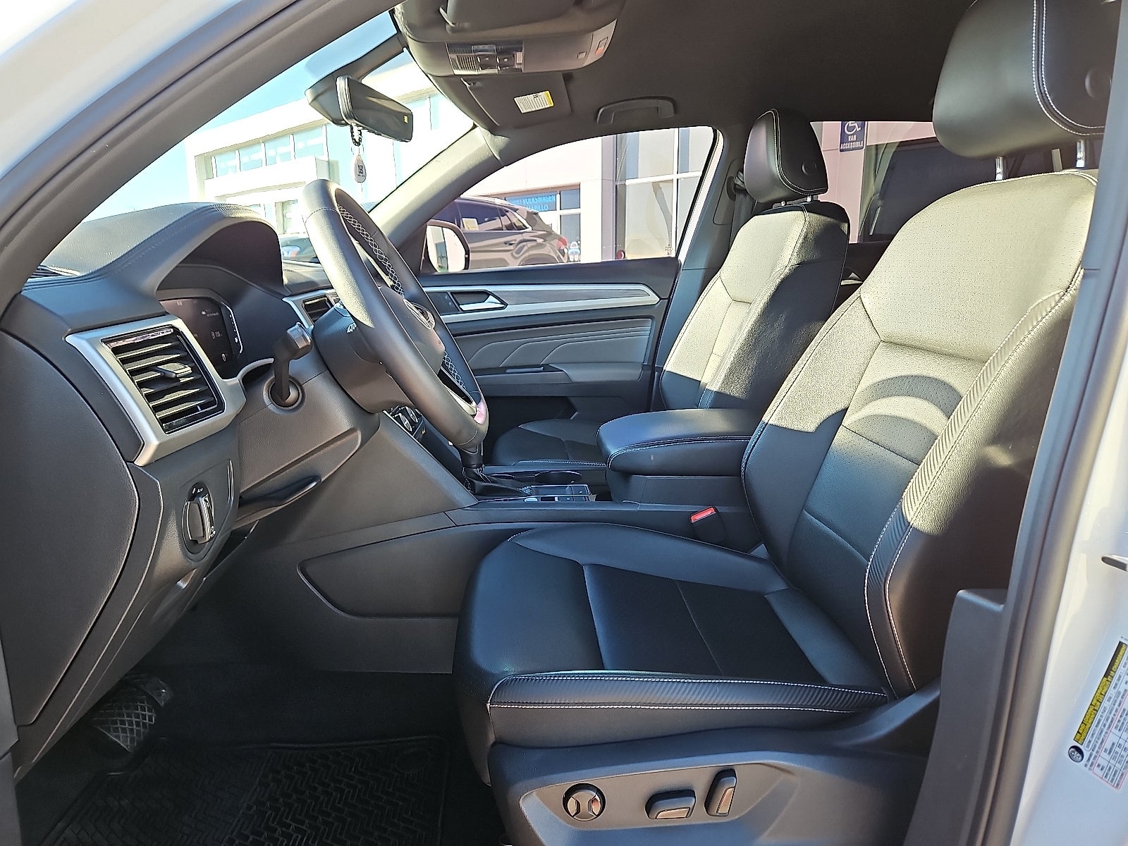 2023 Volkswagen Atlas Cross Sport 3.6L V6 SE w/Technology