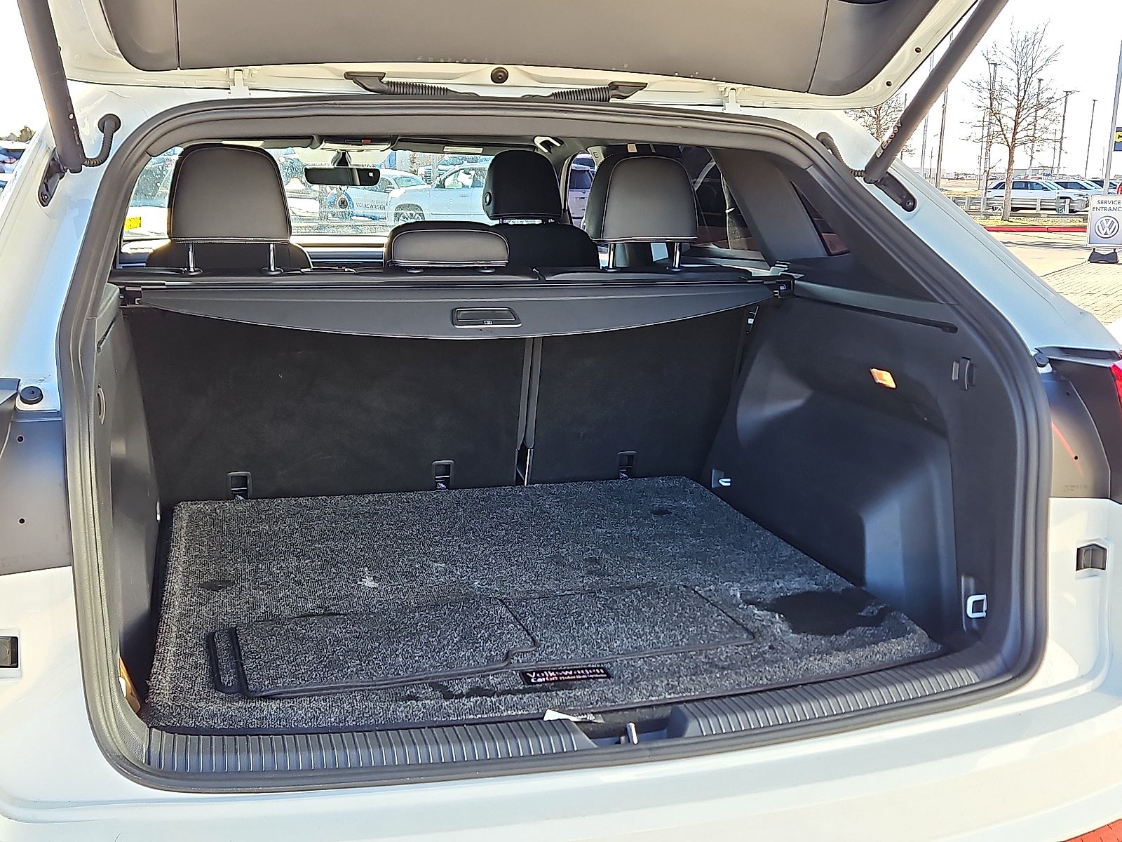 2023 Volkswagen Atlas Cross Sport 3.6L V6 SE w/Technology