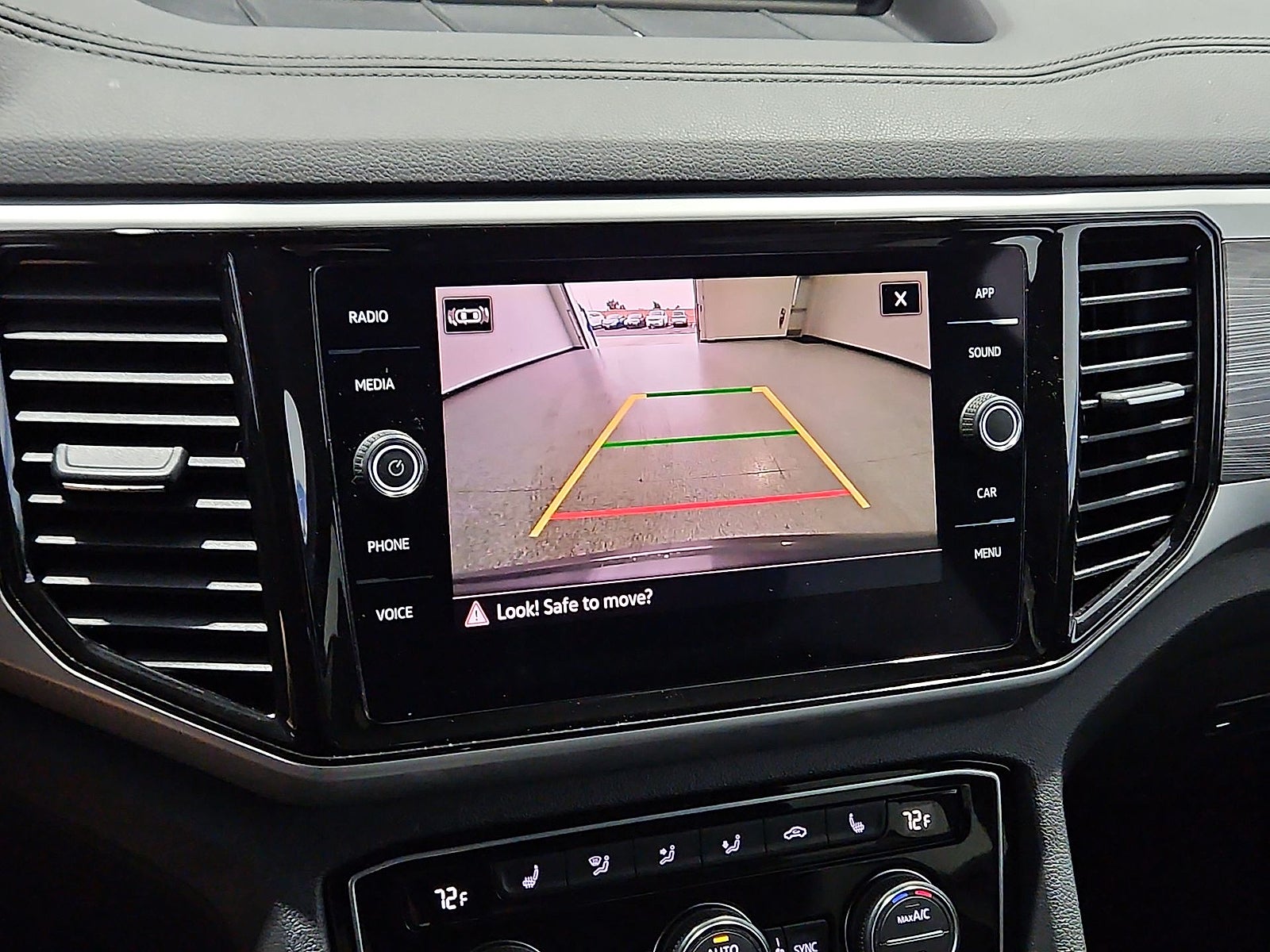 2023 Volkswagen Atlas Cross Sport 3.6L V6 SE w/Technology