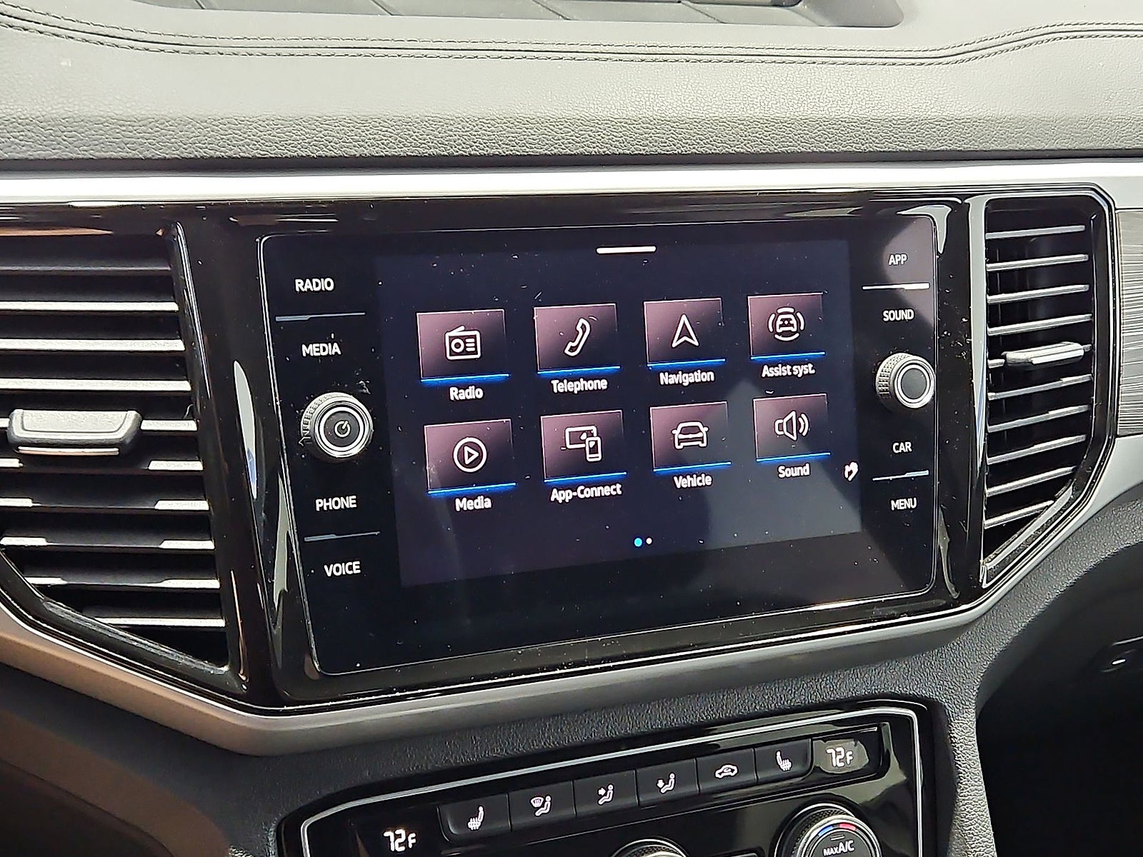 2023 Volkswagen Atlas Cross Sport 3.6L V6 SE w/Technology
