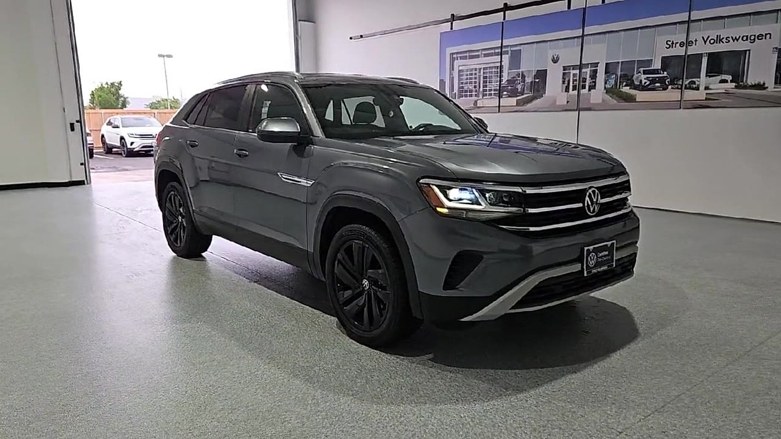 2023 Volkswagen Atlas Cross Sport 3.6L V6 SE w/Technology