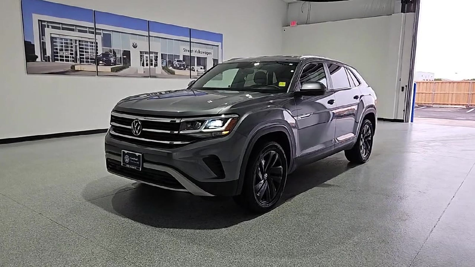 2023 Volkswagen Atlas Cross Sport 3.6L V6 SE w/Technology
