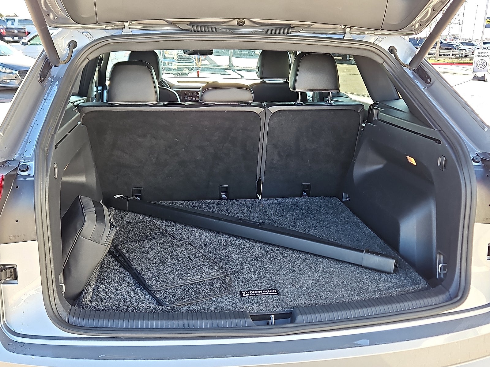 2022 Volkswagen Atlas Cross Sport 3.6L V6 SE w/Technology