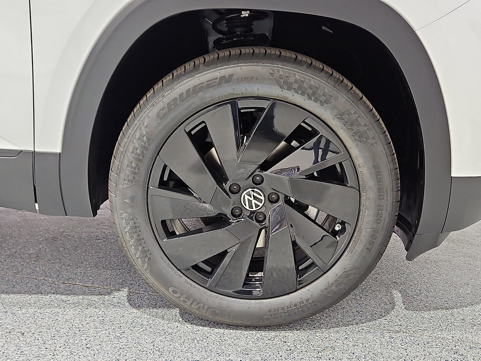 2026 Volkswagen Atlas SE with Technology