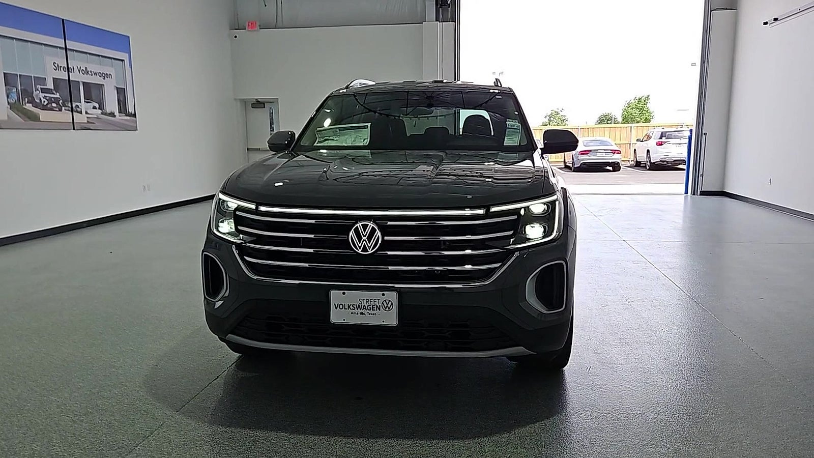 2026 Volkswagen Atlas SE with Technology