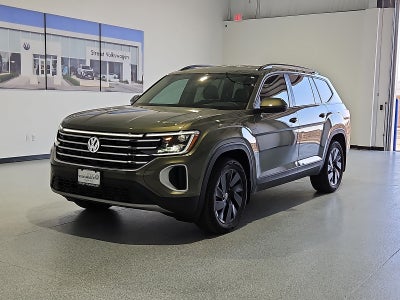 2026 Volkswagen Atlas SE with Technology