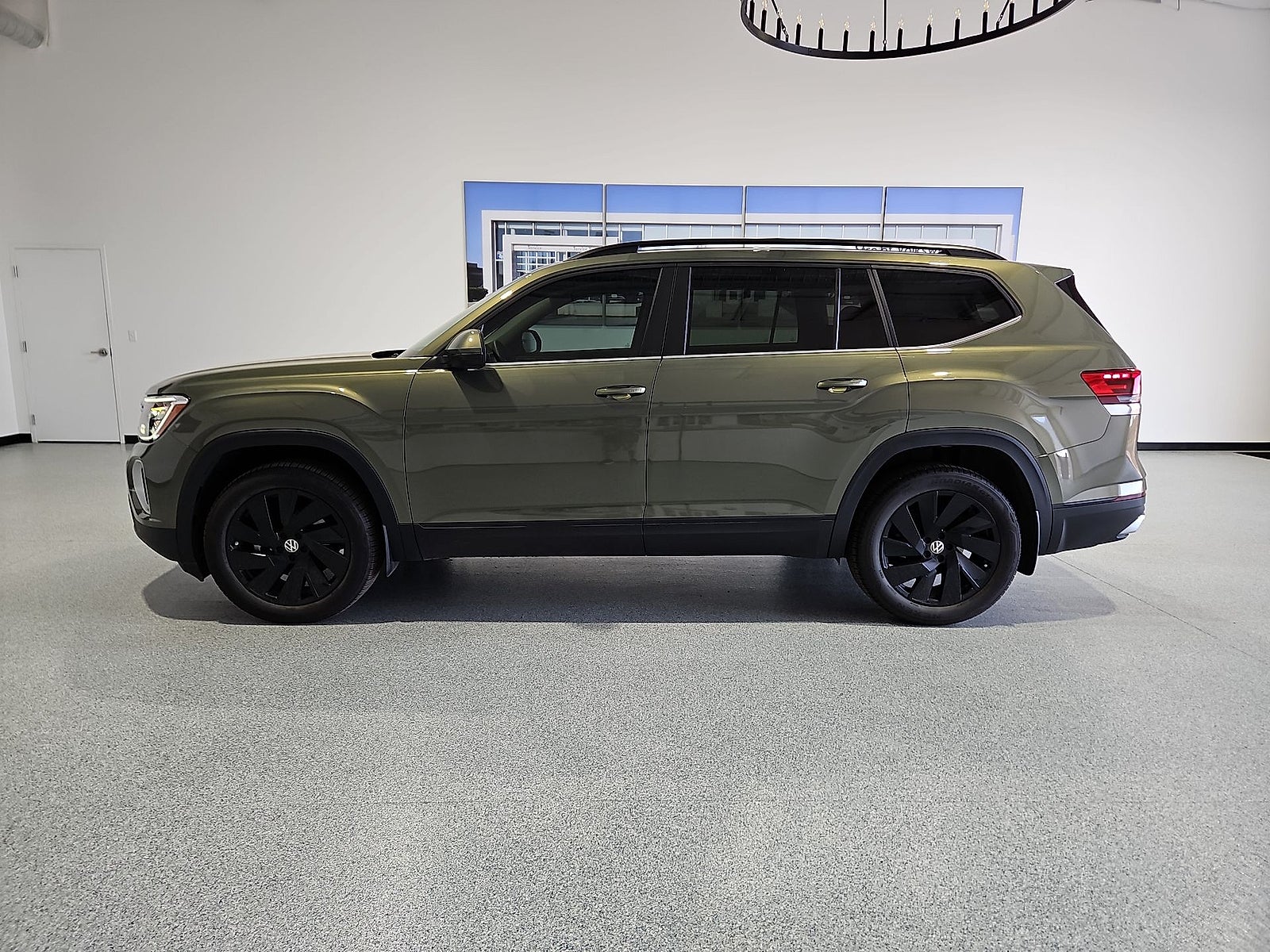 2026 Volkswagen Atlas SE with Technology