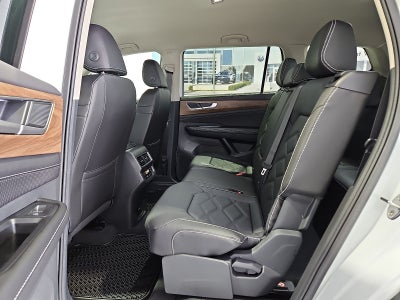 2026 Volkswagen Atlas SE with Technology