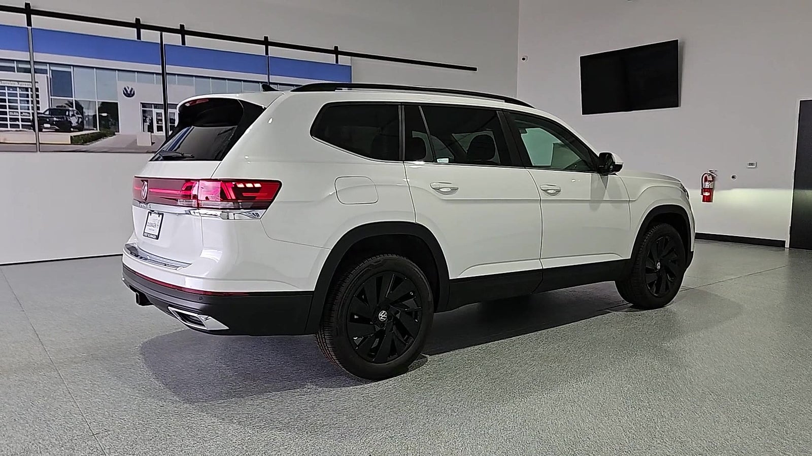 2026 Volkswagen Atlas SE with Technology