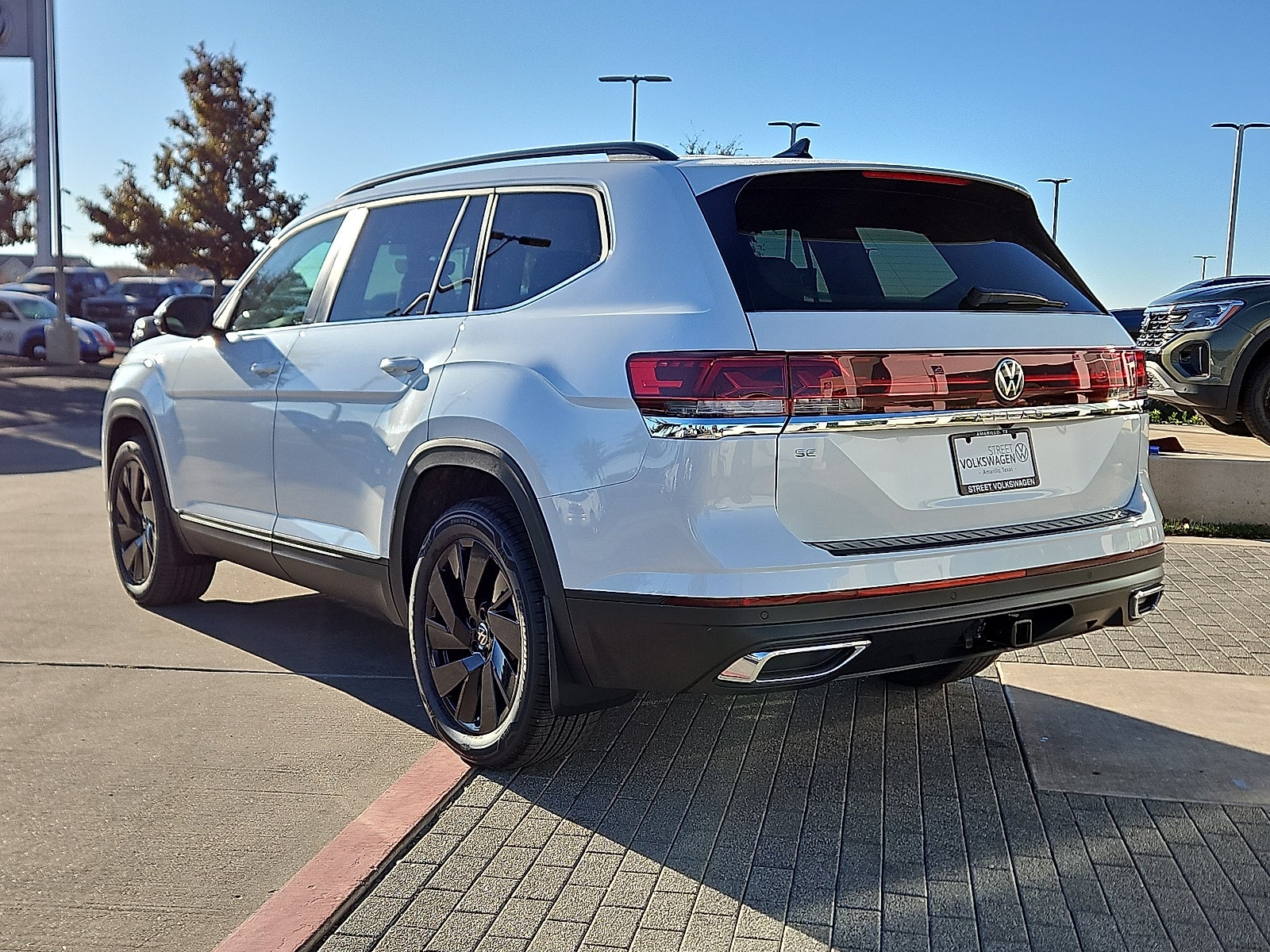 2026 Volkswagen Atlas 2.0T SE w/Technology