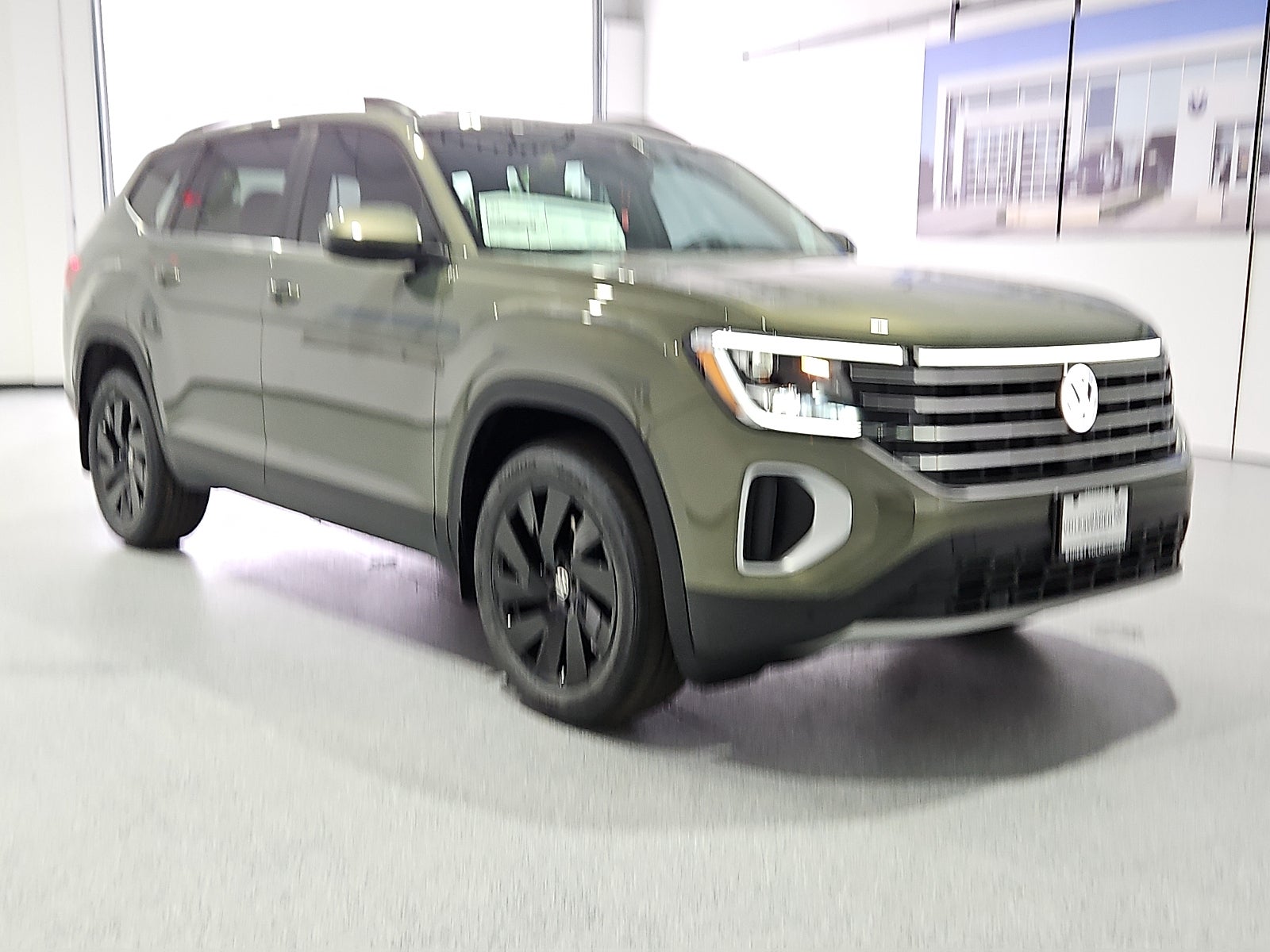 2026 Volkswagen Atlas SE with Technology