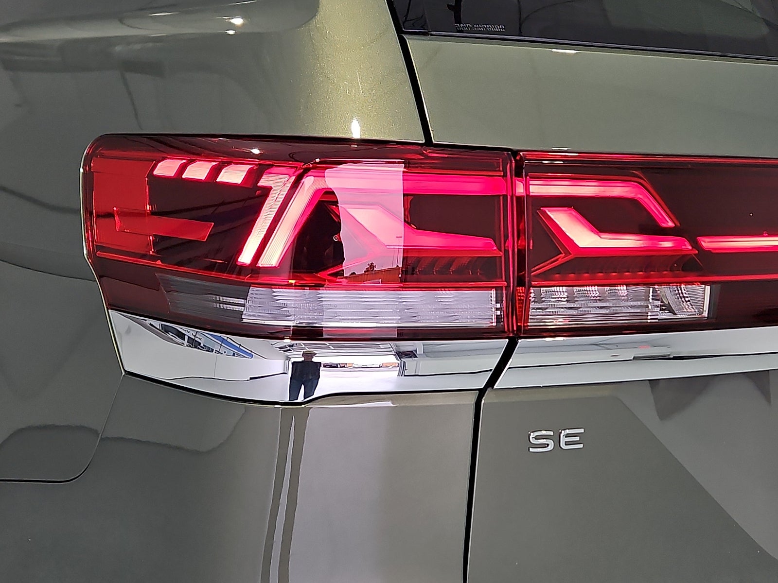2026 Volkswagen Atlas SE with Technology