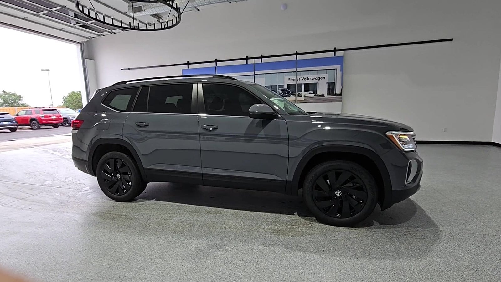 2026 Volkswagen Atlas SE with Technology