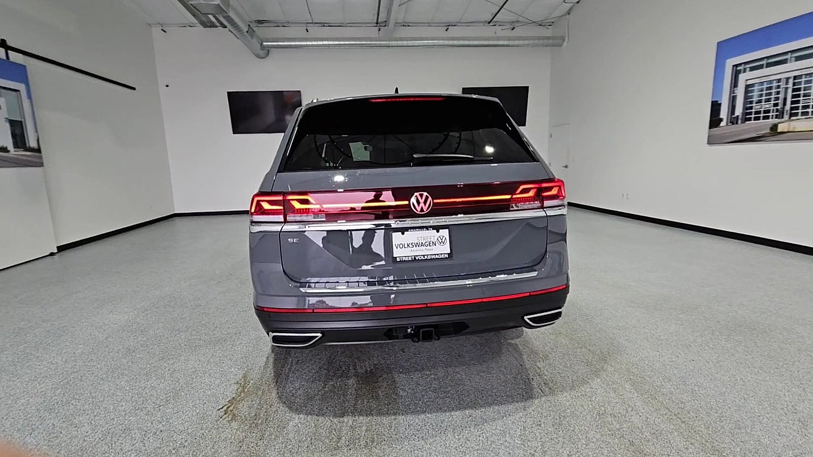 2026 Volkswagen Atlas SE with Technology