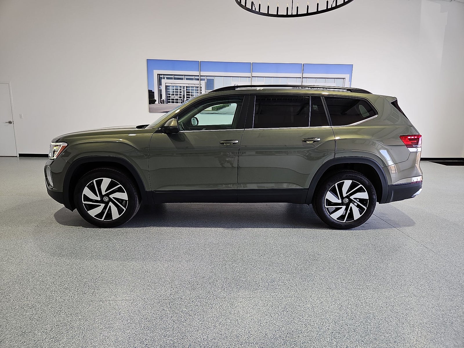 2026 Volkswagen Atlas SE with Technology