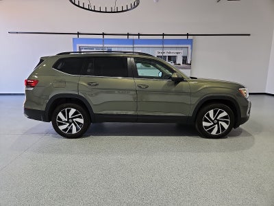 2026 Volkswagen Atlas SE with Technology