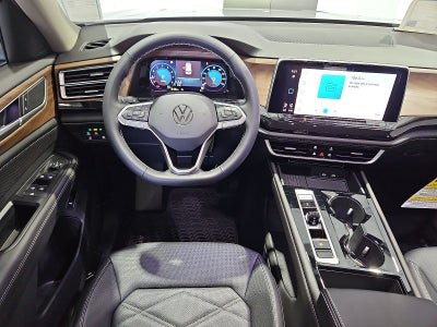 2026 Volkswagen Atlas SE with Technology