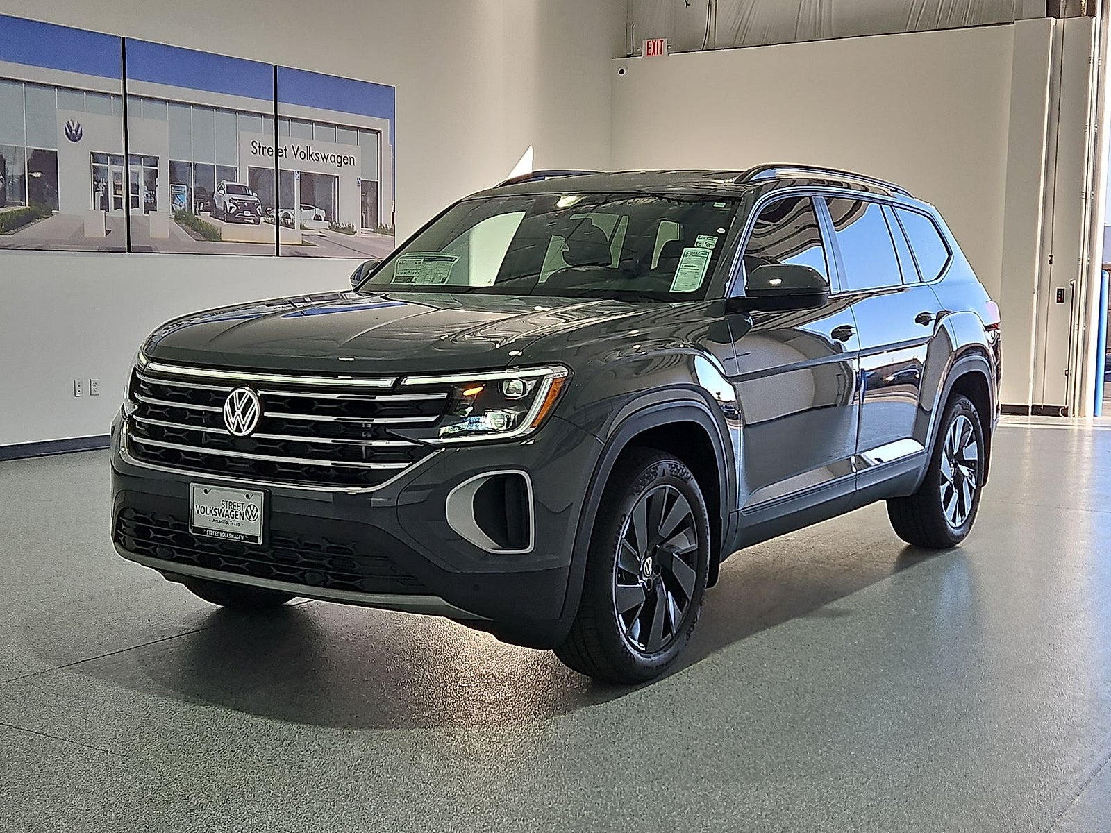 2026 Volkswagen Atlas SE with Technology