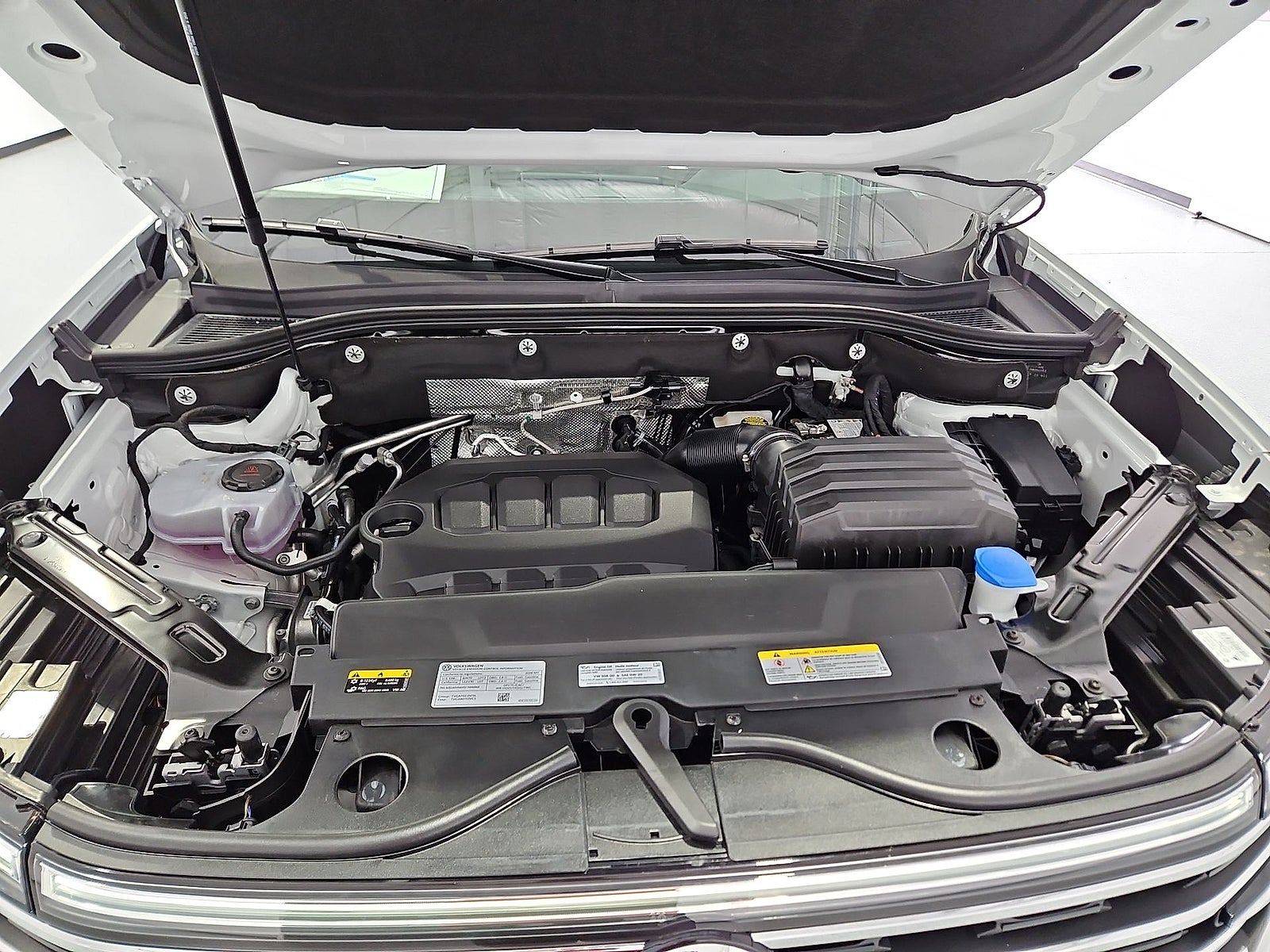 2026 Volkswagen Atlas SE with Technology