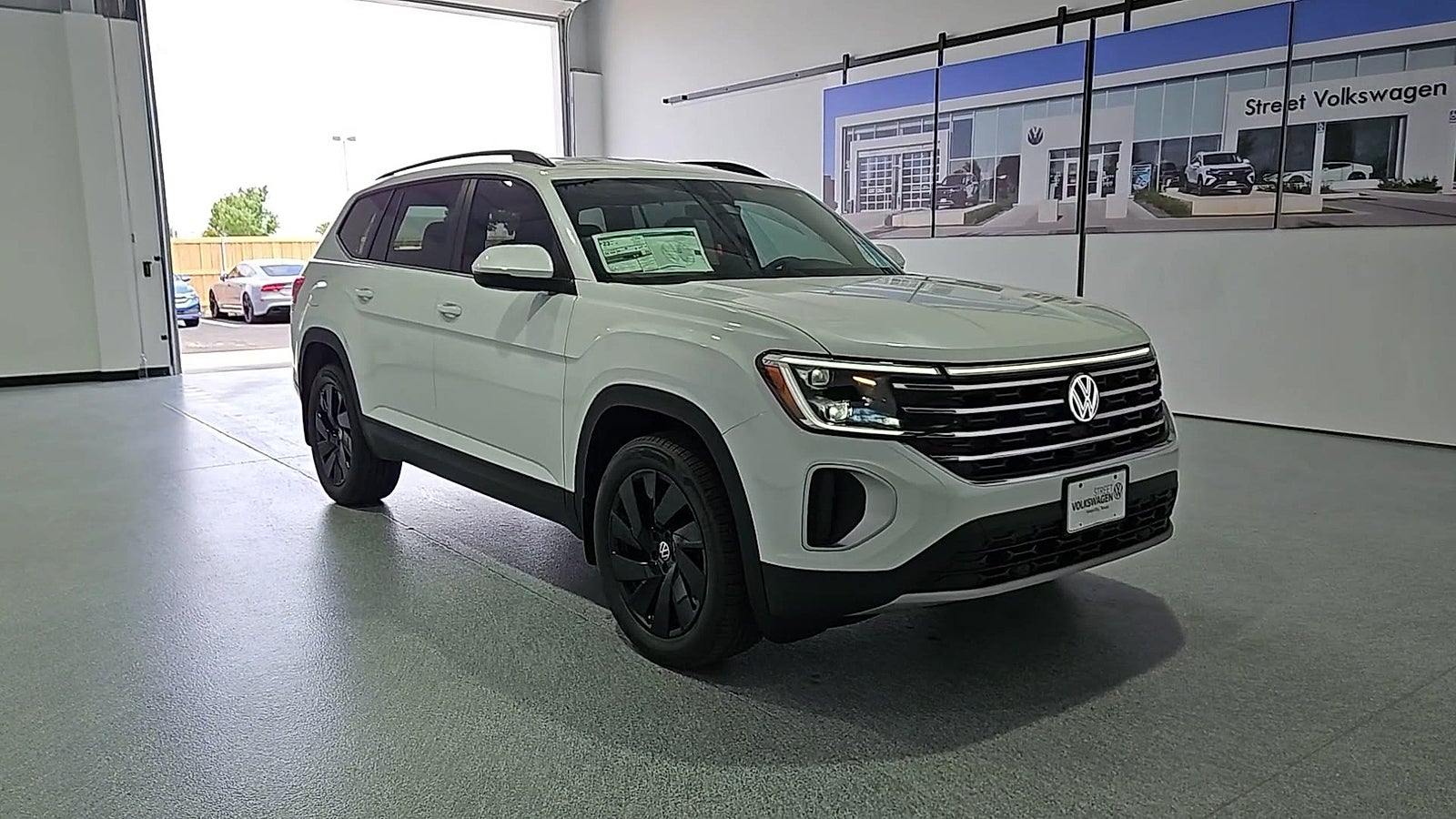2026 Volkswagen Atlas SE with Technology