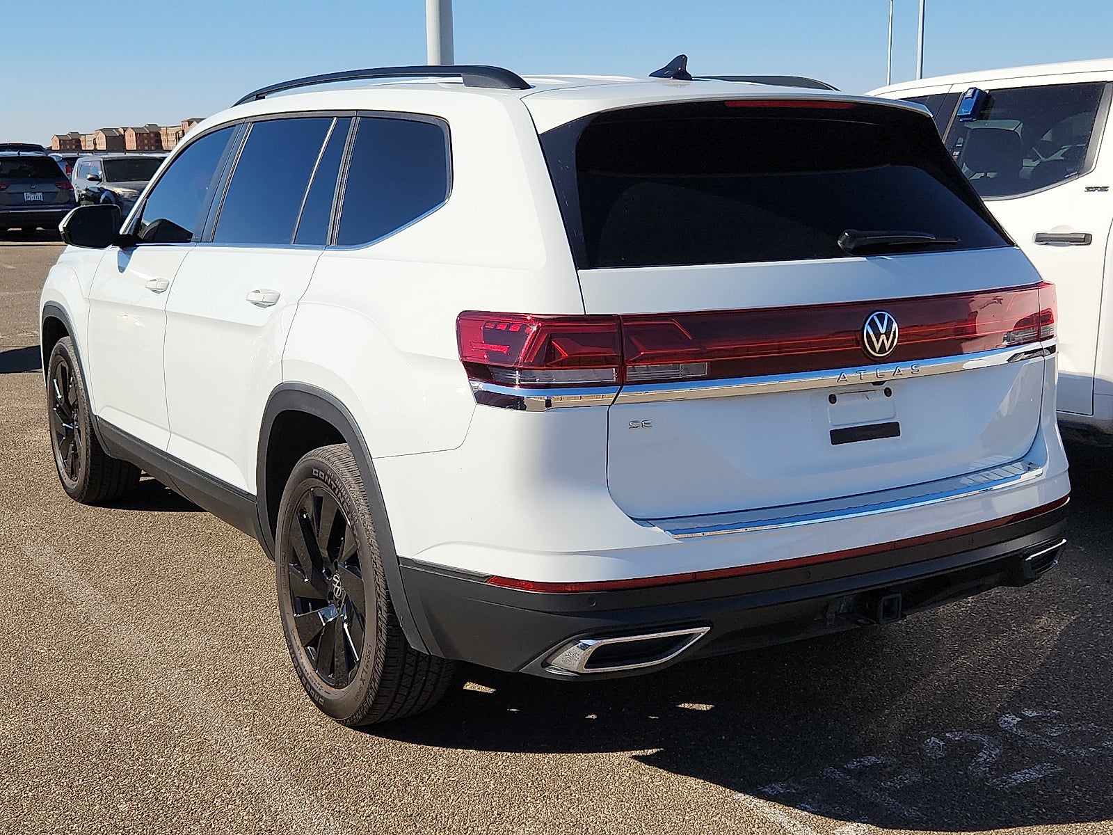 2024 Volkswagen Atlas 2.0T SE w/Technology