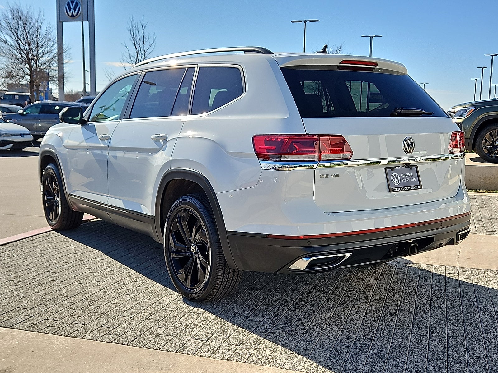 2023 Volkswagen Atlas 3.6L V6 SE w/Technology
