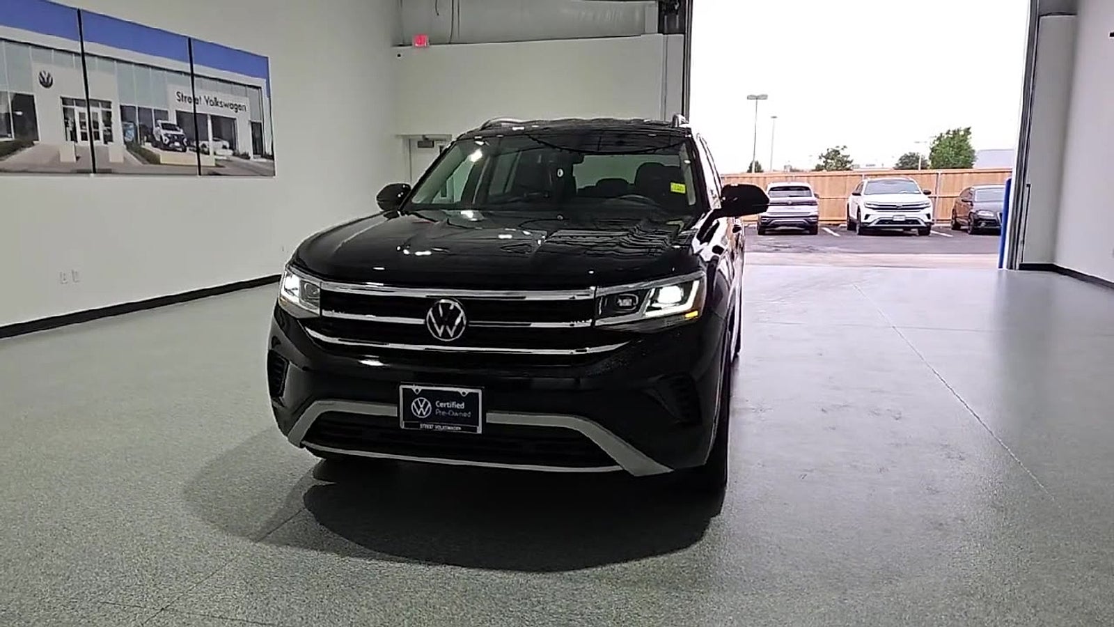 2023 Volkswagen Atlas 3.6L V6 SE w/Technology