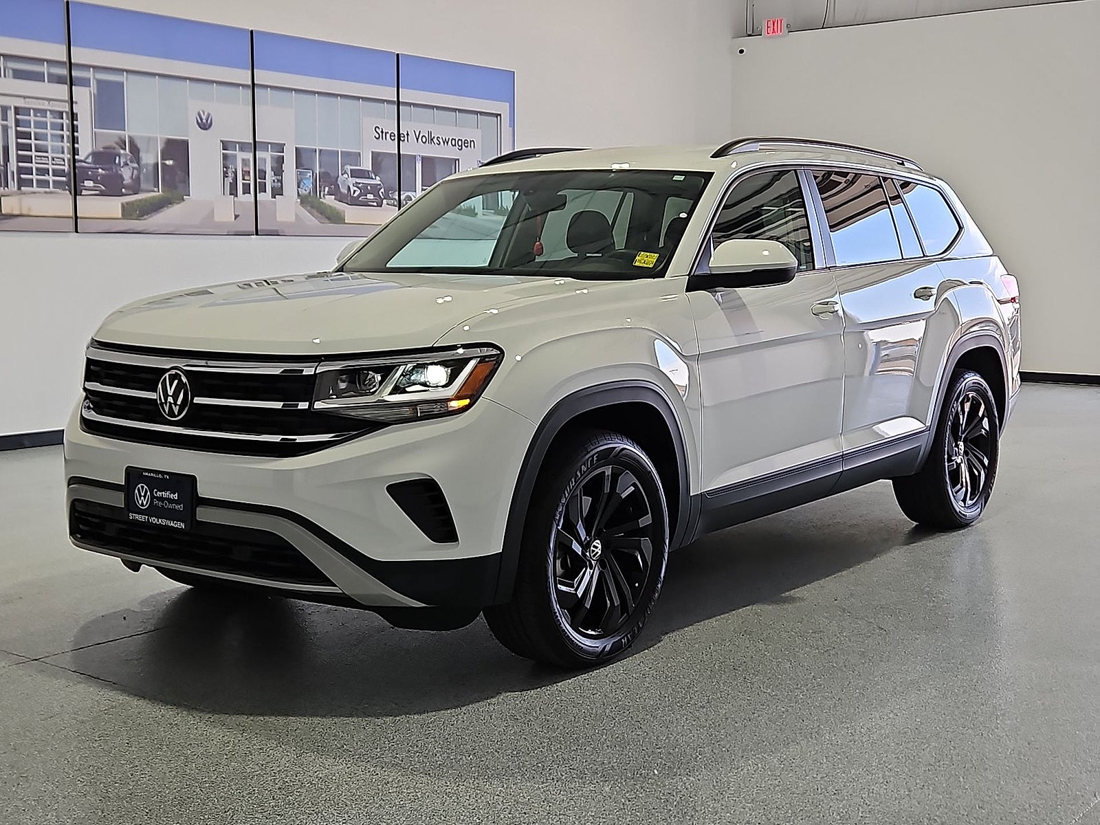 2023 Volkswagen Atlas 3.6L V6 SE w/Technology