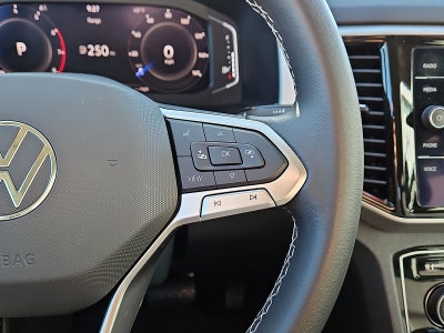 2022 Volkswagen Atlas 3.6L V6 SE w/Technology