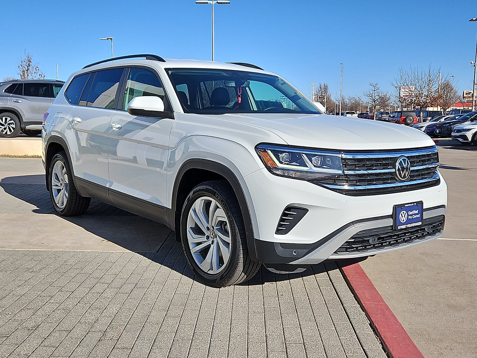 2022 Volkswagen Atlas 3.6L V6 SE w/Technology