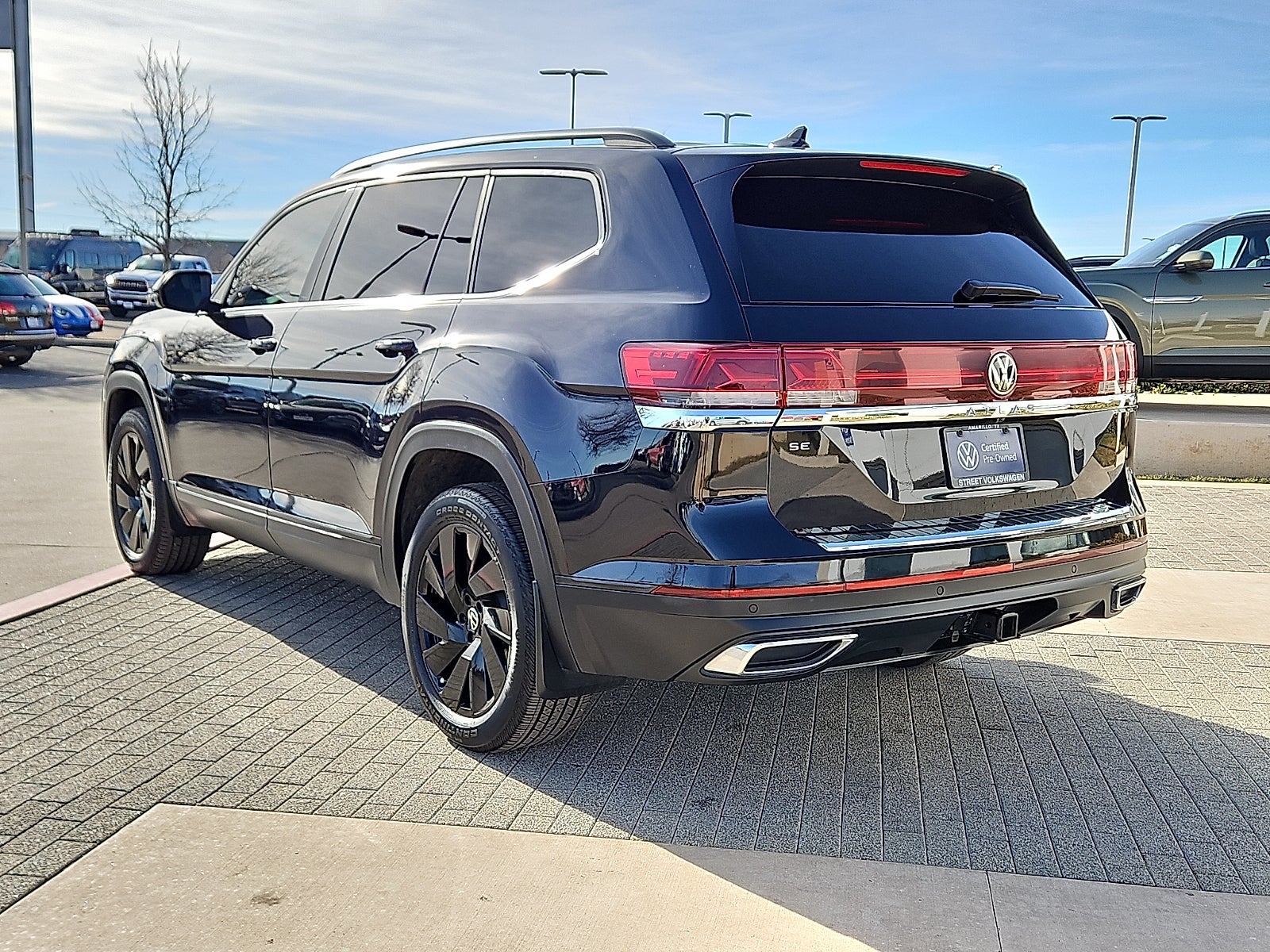 2024 Volkswagen Atlas 2.0T SE w/Technology