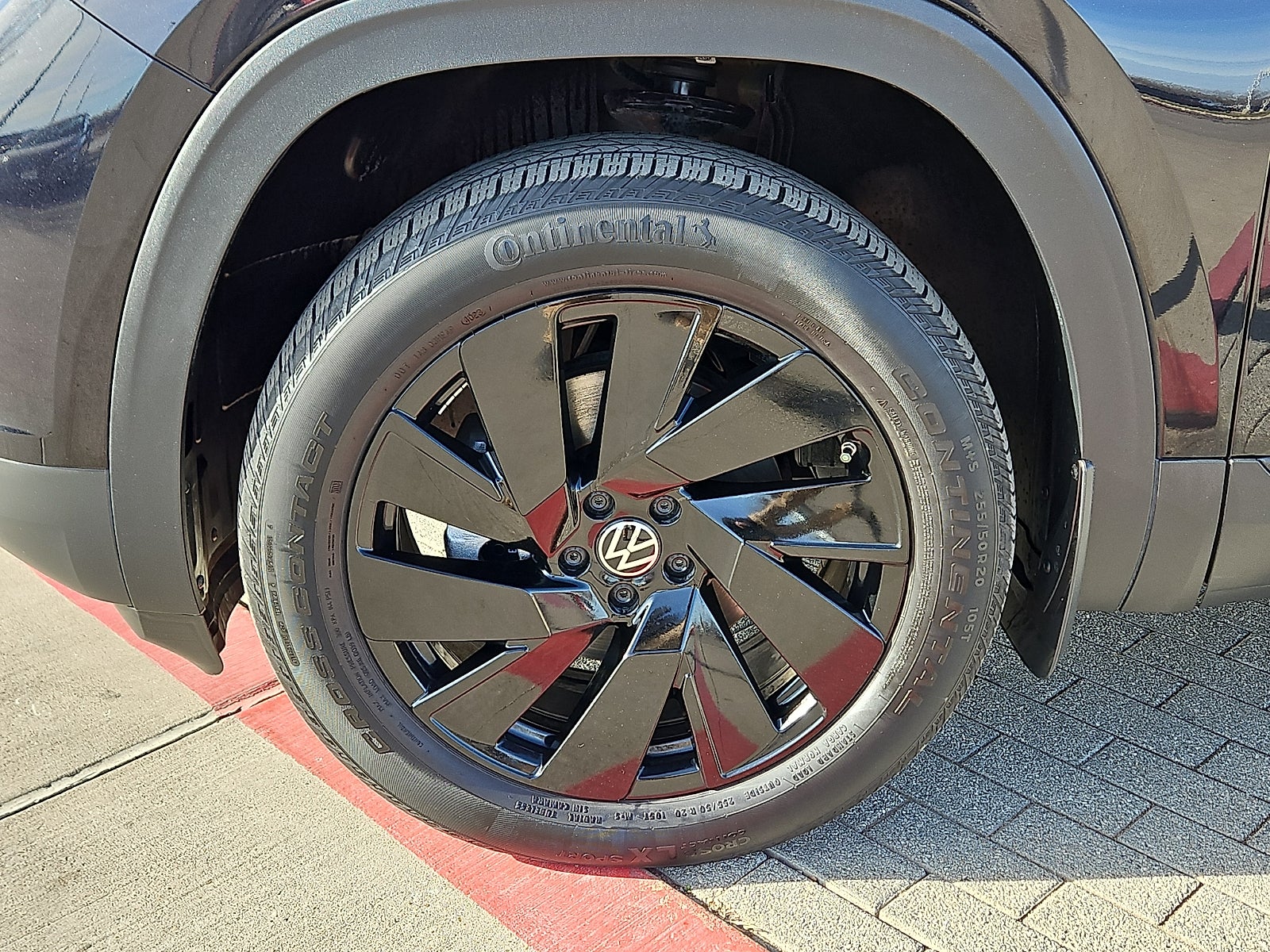 2024 Volkswagen Atlas 2.0T SE w/Technology