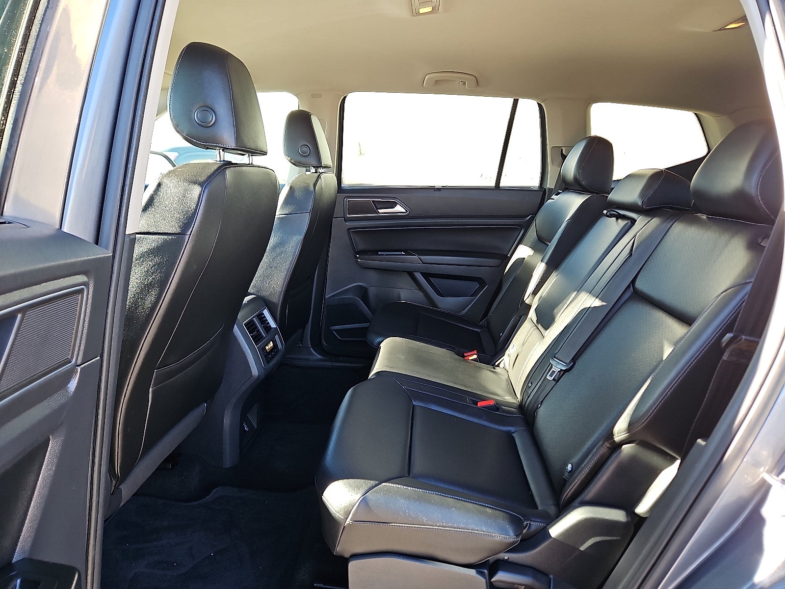 2019 Volkswagen Atlas 3.6L V6 SE R-Line