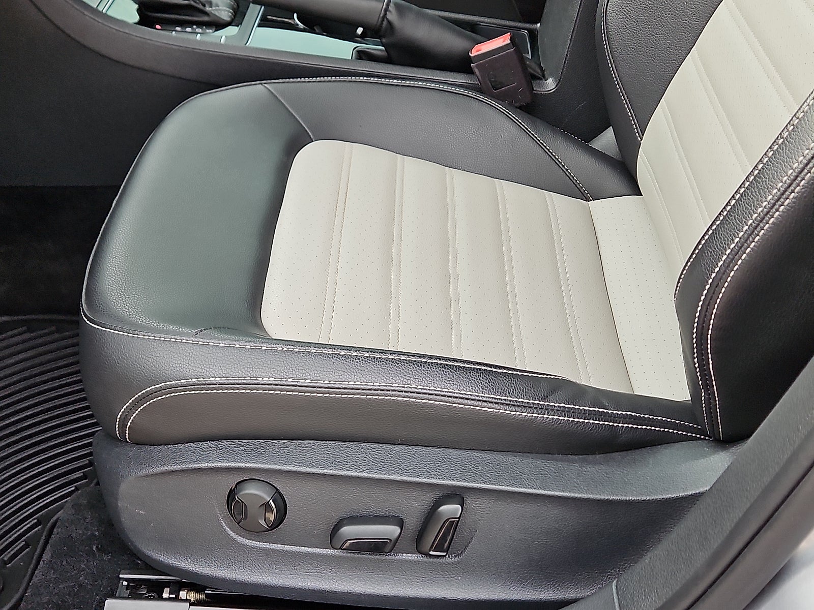 2018 Volkswagen Passat 3.6L V6 GT