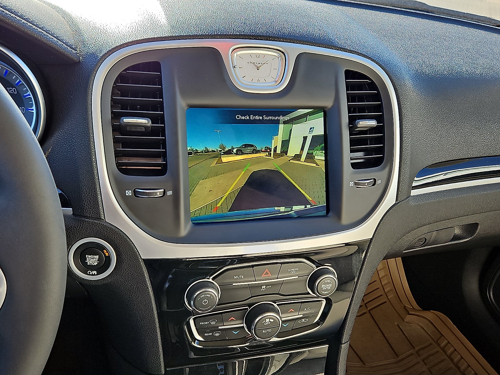 2023 Chrysler 300 Touring