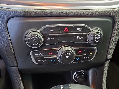 2020 Dodge Charger SXT RWD