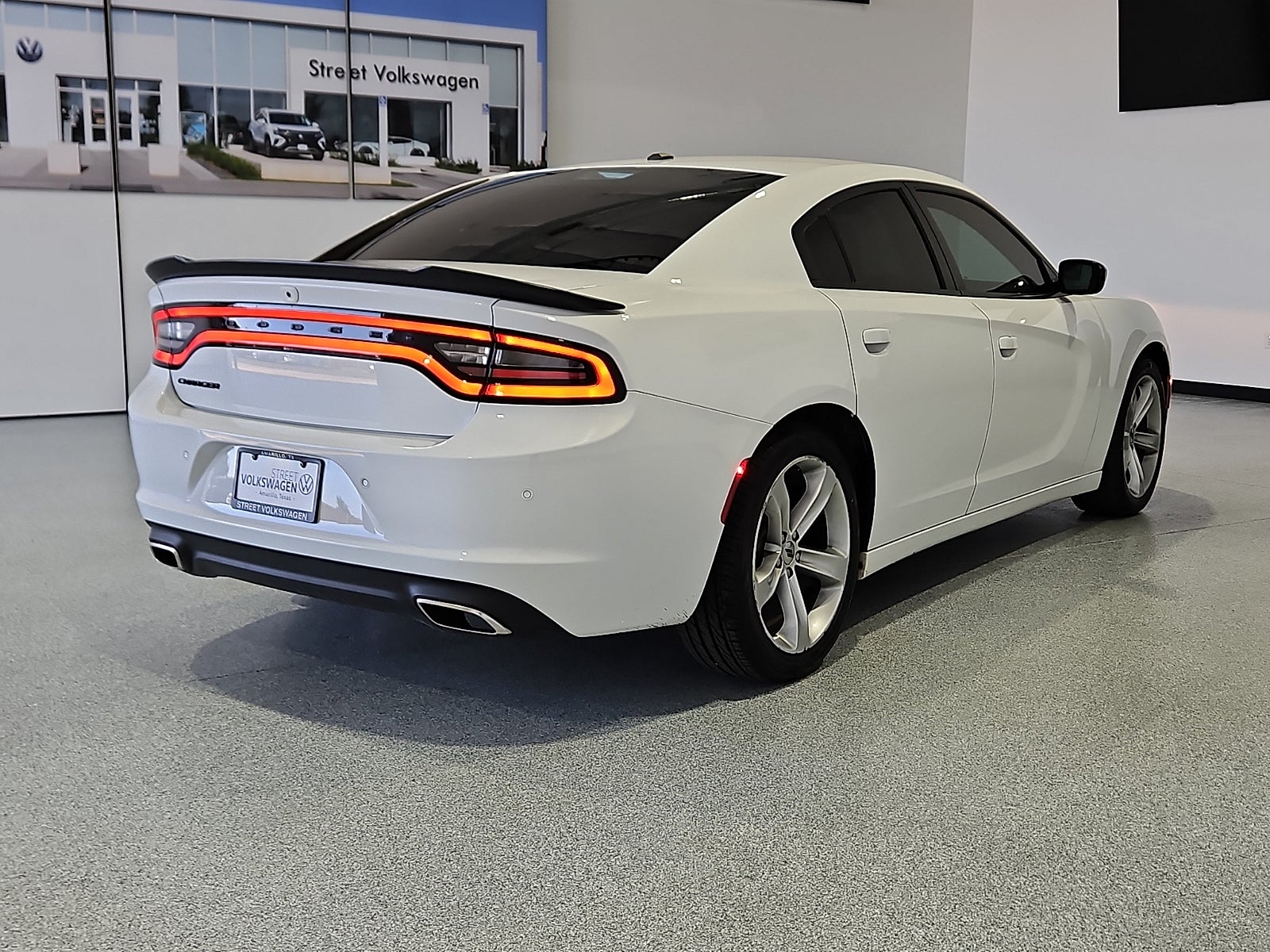 2020 Dodge Charger SXT RWD